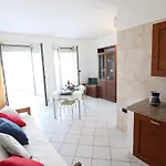 Vanessa In Salento 5 Posti Appartement *